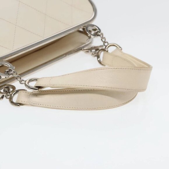 CHANEL Matelasse Hand Bag Leather White Silver CC - Picture 7 of 15